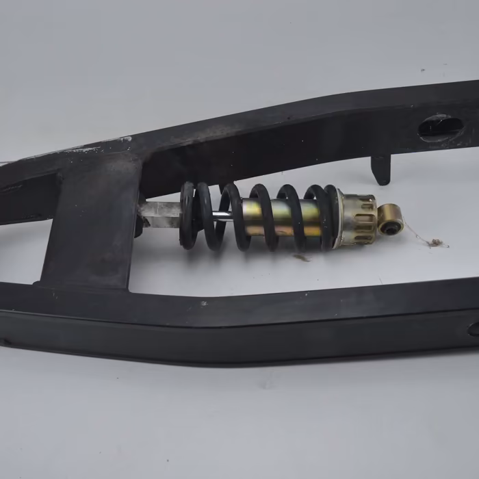 Bras oscillant fz6 de 2004 a 2006 yamaha