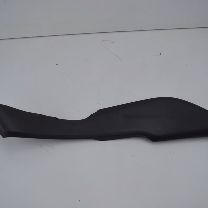Carénage entre jambe droite versys de 2007 a 2009 kawasaki