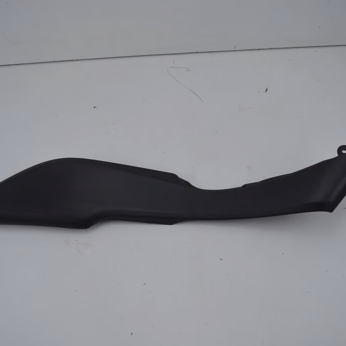 Carénage entre jambe gauche versys de 2007 a 2009 kawasaki