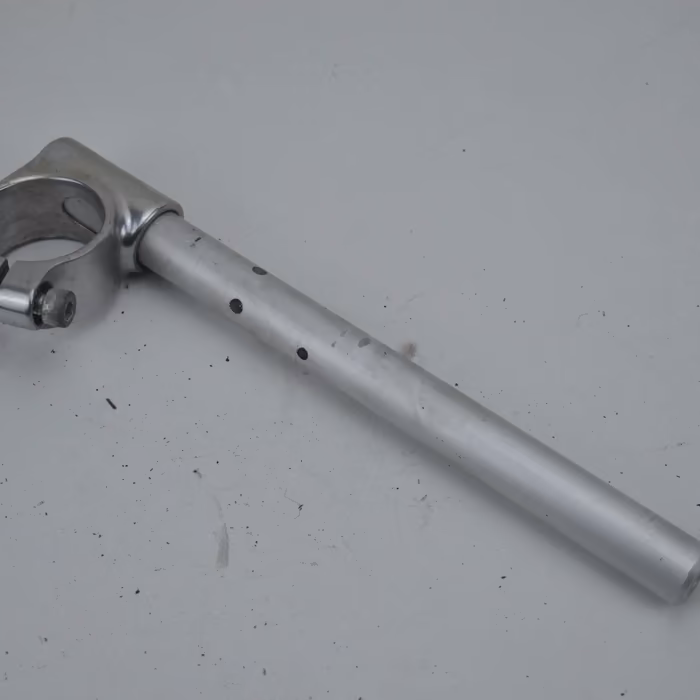 Demi guidon gauche zx6r 1998 kawasaki 600 cm3