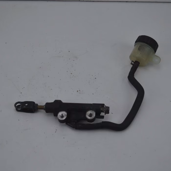 Maître-cylindre arrière fz6 fazer de 2004 a 2006 yamaha