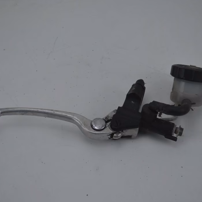 Maître cylindre de frein avant Sv 1000 de 2003 a 2005 suzuki