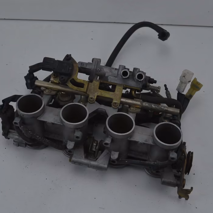 Rampe injection fz6 de 2004 a 2006 yamaha