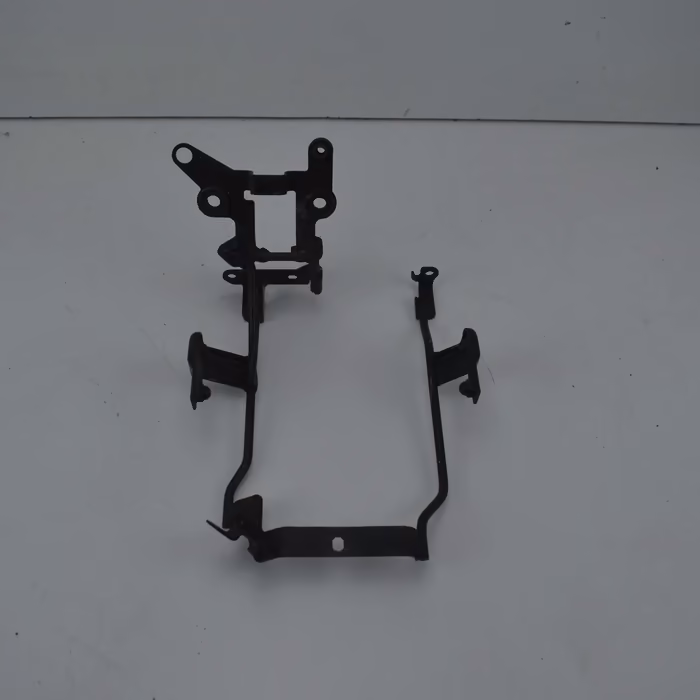 Support metallique  fz6 de 2004 a 2006 yamaha
